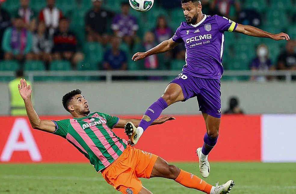 Charly González muốn về Pumas: Tiếng gọi từ khán đài và khoảng trống chưa có giá