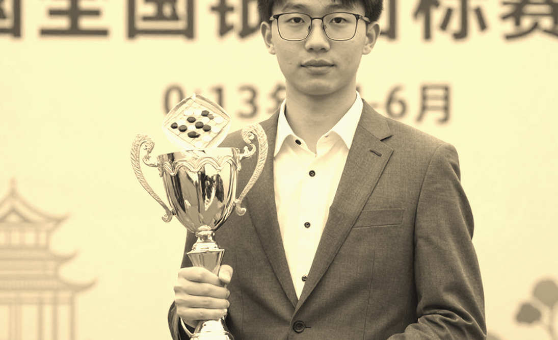 GCL 2026: Nepomniachtchi gây sức ép lên Carlsen trước khi hạ Sindarov bằng đồng hồ