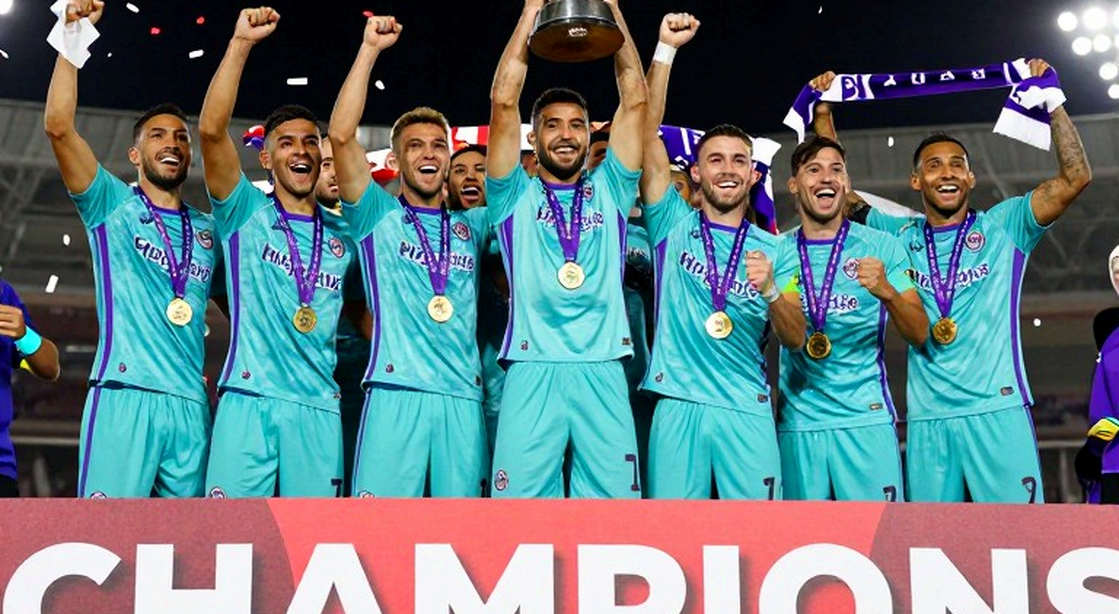 677,6 triệu bảng doanh thu, 43 triệu bảng lỗ ròng: Manchester United đang chiến đấu trên sân nào? 677,6 triệu bảng doanh thu, 43 triệu bảng lỗ ròng: Manchester United đang chiến đấu trên sân nào?