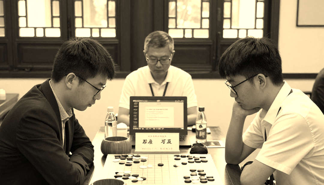FIDE bỏ phiếu ngày 26 tháng 9: Lời hứa đưa Carlsen trở lại và khoảng trống chưa ai kiểm chứng FIDE bỏ phiếu ngày 26 tháng 9: Lời hứa đưa Carlsen trở lại và khoảng trống chưa ai kiểm chứng