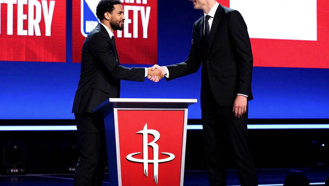 Montero, 35 PIR và cú lội ngược dòng 28 điểm: Đêm EuroLeague tự viết lại định nghĩa về 'không thể'