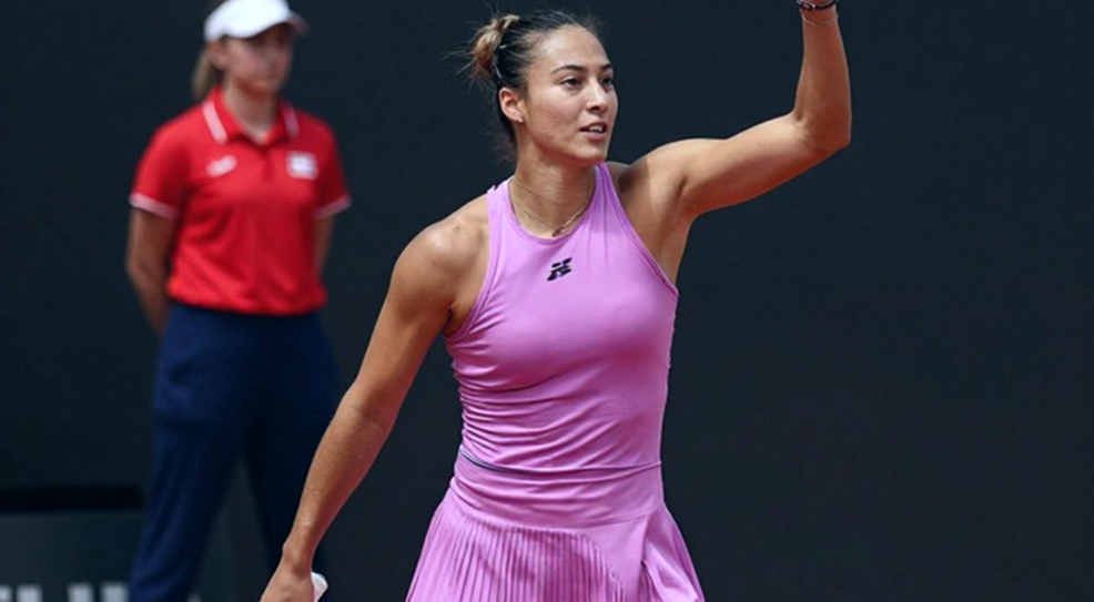 Khi thuật toán xếp một bài báo IMF vào mục tennis: nỗi lo của bóng đá Việt Nam Khi thuật toán xếp một bài báo IMF vào mục tennis: nỗi lo của bóng đá Việt Nam