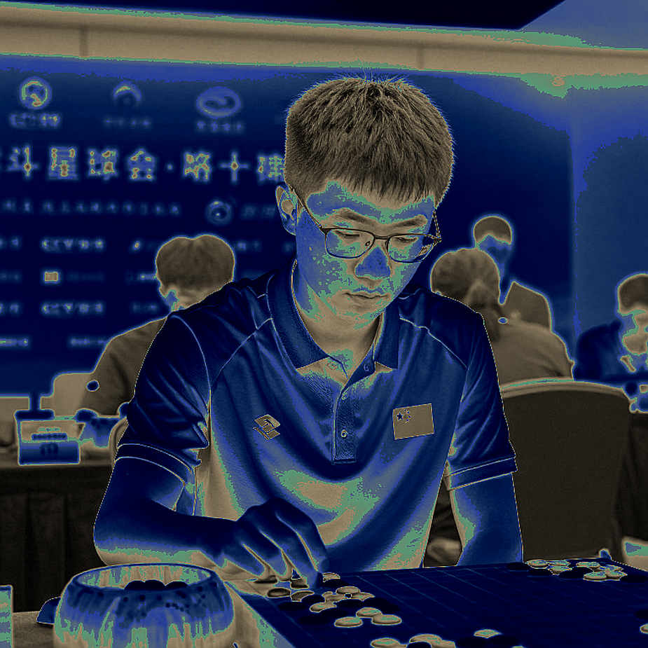 Lời khen hiếm hoi của Carlsen và nước đi 3.f6 sinh ra từ cú lỡ tay của HLV: Ván hòa của Sindarov phơi bày ranh giới mong manh trong cờ vua hiện đại Lời khen hiếm hoi của Carlsen và nước đi 3.f6 sinh ra từ cú lỡ tay của HLV: Ván hòa của Sindarov phơi bày ranh giới mong manh trong cờ vua hiện đại