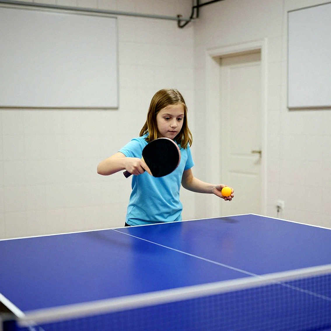 English table tennis on CBeebies: A dog ball, a blindfold trick and the task of attracting 4-7 year olds English table tennis on CBeebies: A dog ball, a blindfold trick and the task of attracting 4-7 year olds