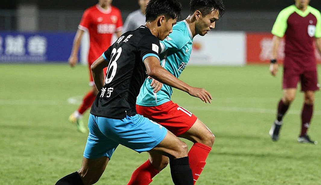 Nadiem Amiri và vết xới trên chấm phạt đền: Khi bóng đá Đức tự vấn về một khoảnh khắc Nadiem Amiri và vết xới trên chấm phạt đền: Khi bóng đá Đức tự vấn về một khoảnh khắc